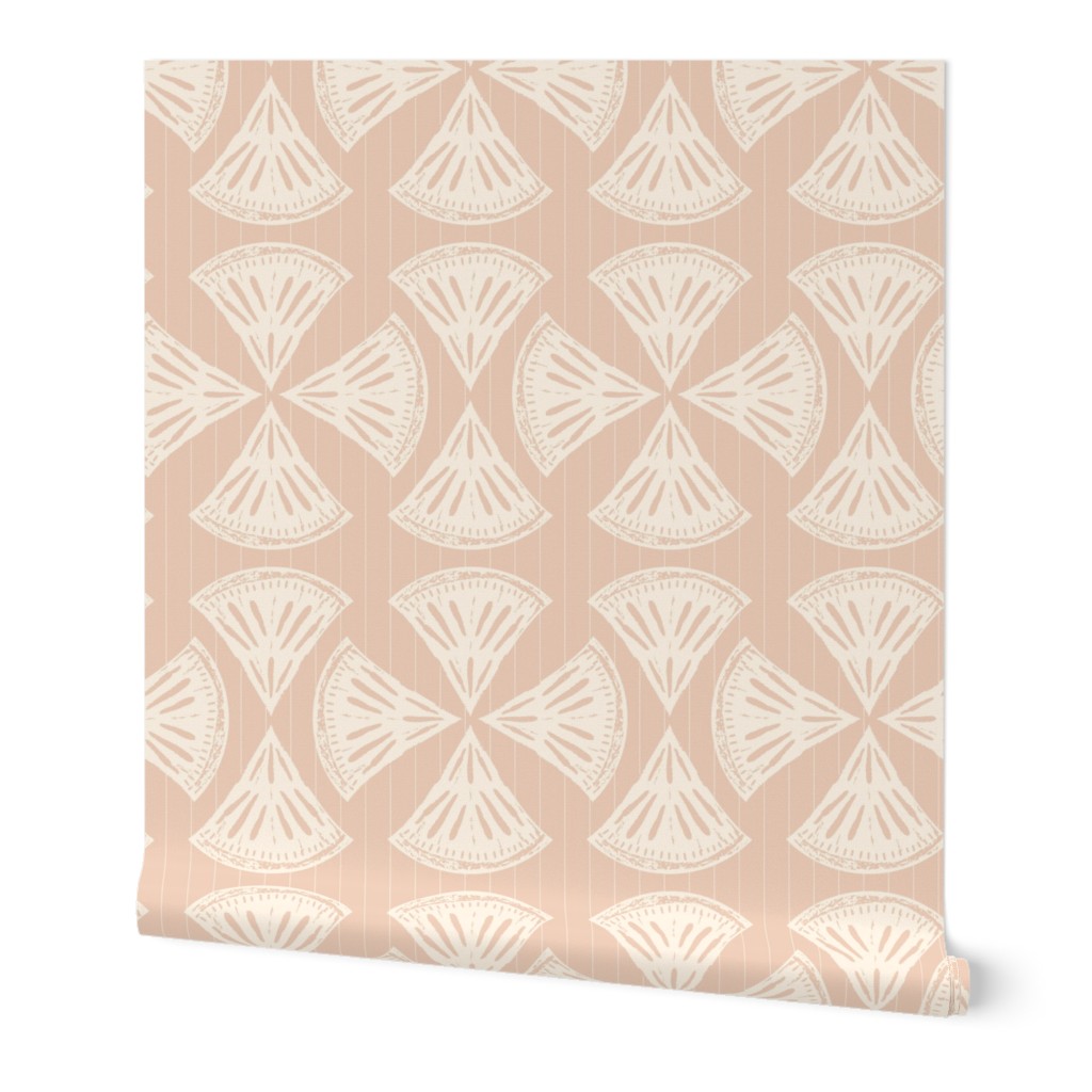 Coastal Abstract Shell in Beige Large