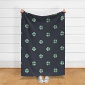 (L) Geometric clover navy and green