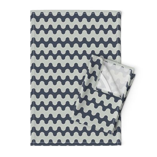 Medium Drippy Modern Waves, Navy and Green Grey