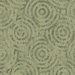 Overlapping Textured Bull's Eye Pattern - Sage Green