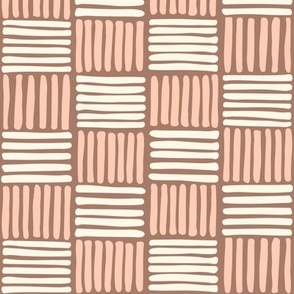 Basket Weave Checkerboard - Freehand Lines in Warm Soft Peach and Cream on Earthy Brown - Simple Geometric Boho Checker