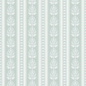 French Country Lavender / Small / Sage Green Stripe