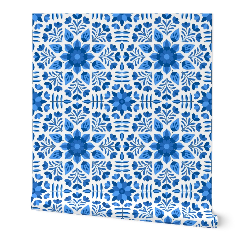 Floral ornament (blue)