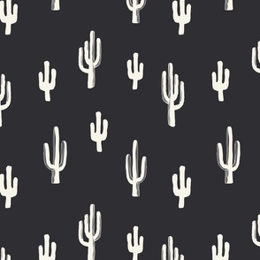 Minimal Cactus Off White/ Black (M)