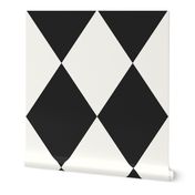 Pepper Black and White Harlequin Diamond Jumbo 24in repeat