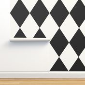 Pepper Black and White Harlequin Diamond Jumbo 24in repeat