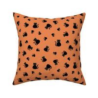 Mini – Cute Halloween Black Cats and Witch’s Cat – Tossed Blender – Black & Burnt Orange