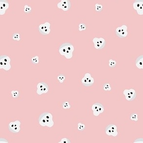 Mini – Cute Halloween Ghostly Skulls – Tossed Blender – Rose Quartz Pink & White