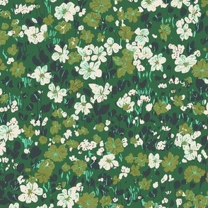 Winnie ditsy floral very green SMALL scale