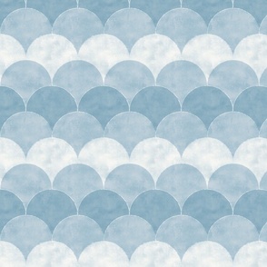 (M) scallop - french grey blue