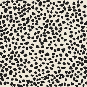 Medium Black Spots on Beige / Animal Print / Hand Drawn