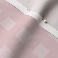 Pale greyish pink checks