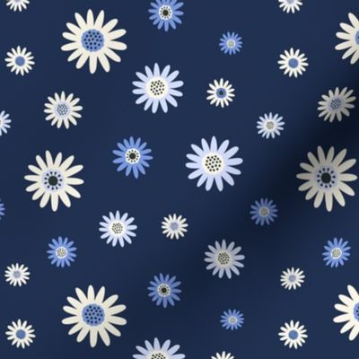 Dainty Daisy Flowers - Blue Sm.