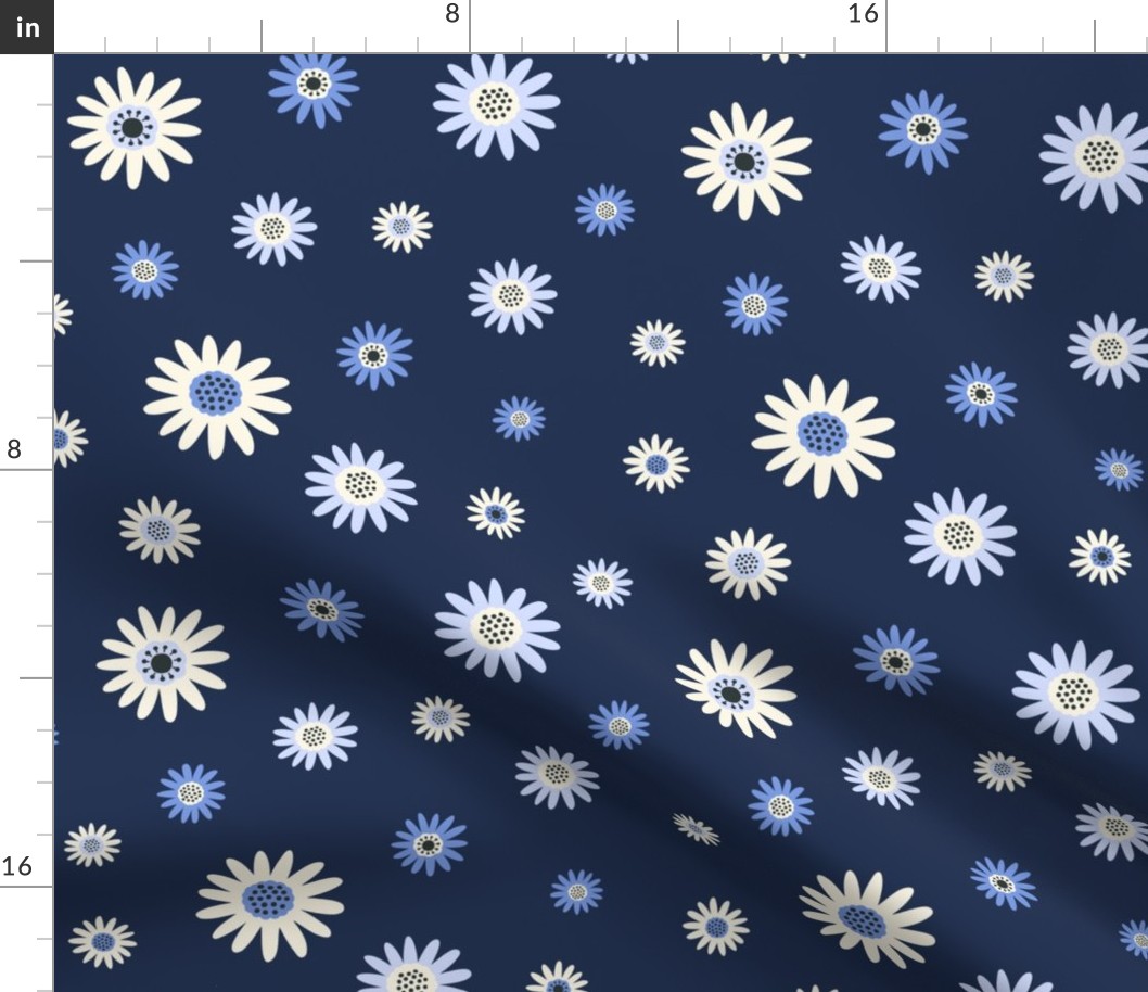 Dainty Daisy Flowers - Blue Lg.