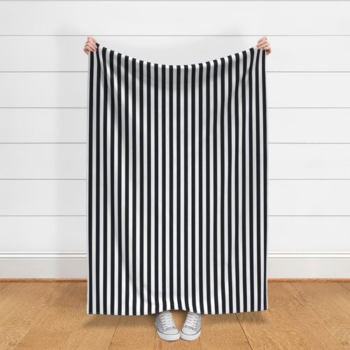 Black and white stripes - 1 inch stripes