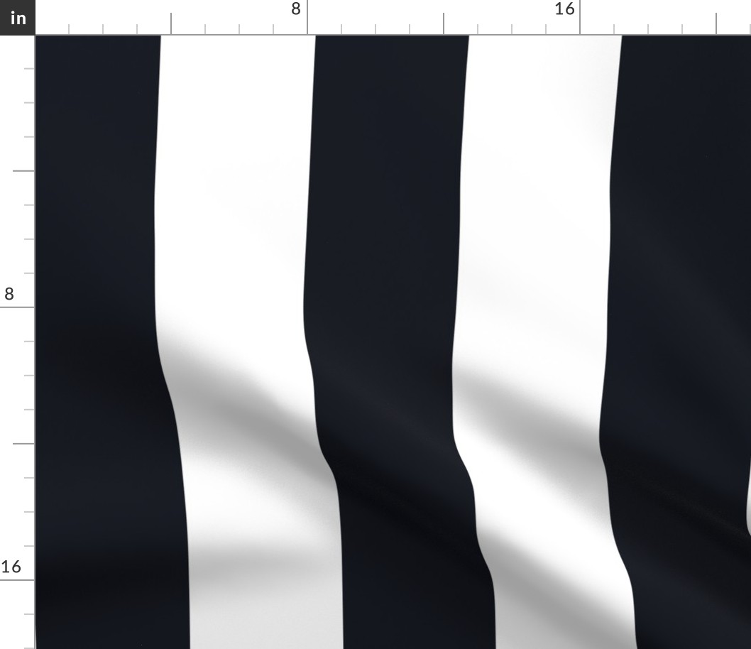 Black and white stripes - 4 inch stripes