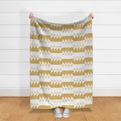 Triangle Arrow Quilt // Yellow and White