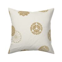 THE GATSBY COLLECTION - JAPANDI ORBS IN GOLD AND WHITE