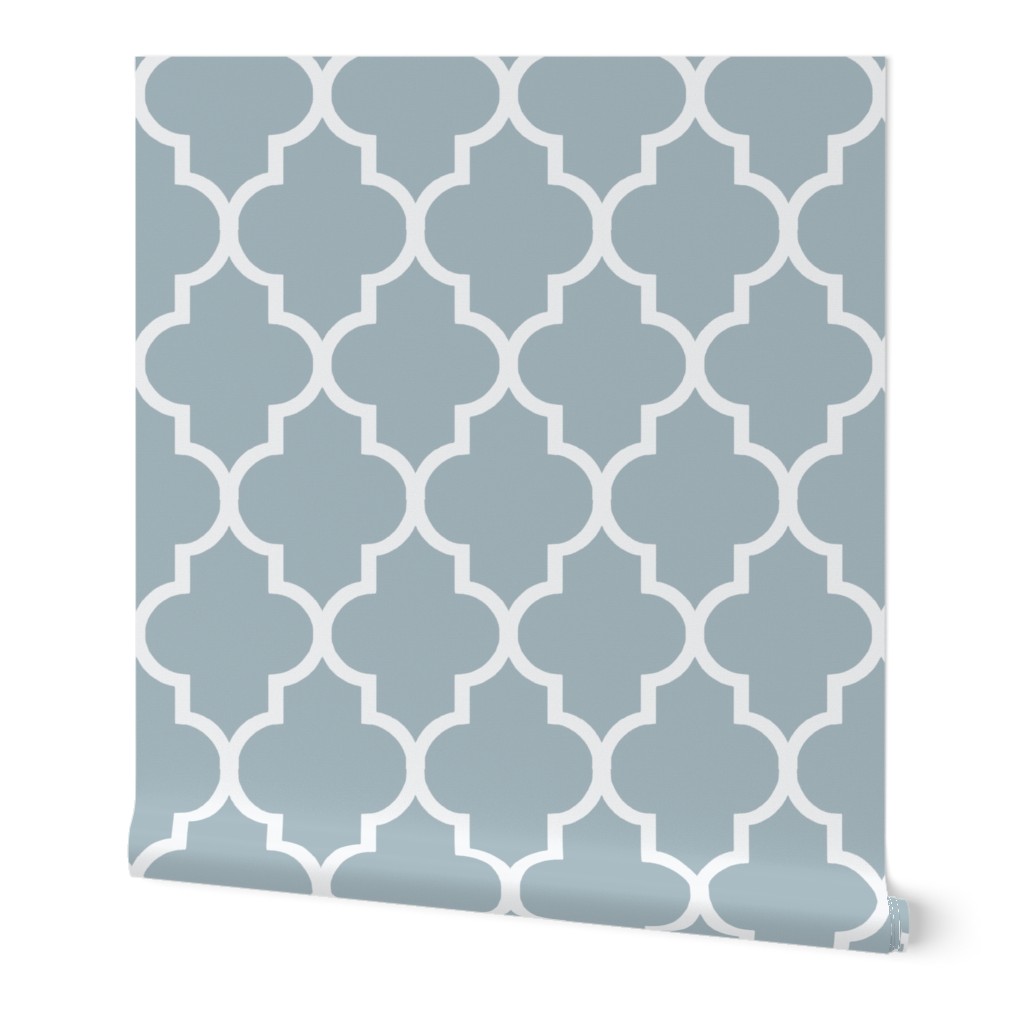 Cashmere Blue and White Quatrefoil