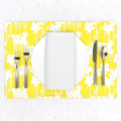 Summer Days Mini Wildflowers Field White Flowers Silhouette On Pretty Lemon Yellow Meadow Illustrated Retro Modern Mid-Century Scandi Swiss Floral Field Ditzy Pattern