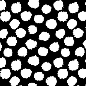 Dotty Roar Spots (jumbo), black and white