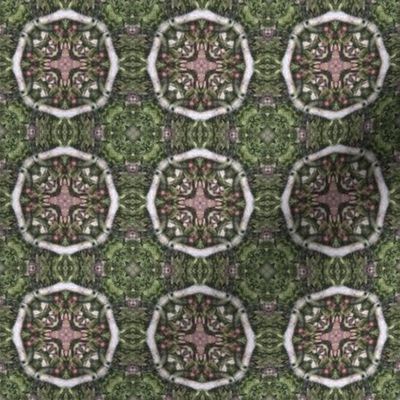 geometric octagon-check - garden green