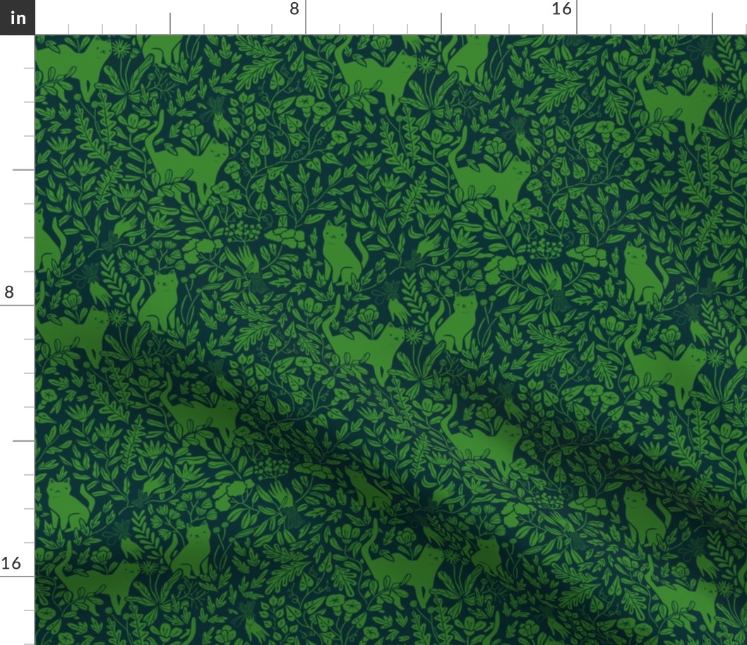 green_victorian_cats_and_hands_pattern