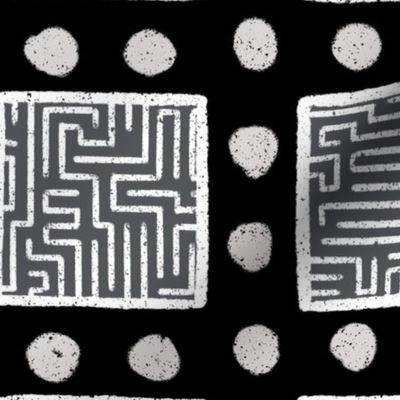LARGE_Maze Squares and dots_Black and White_Black and White Collection