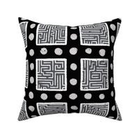 LARGE_Maze Squares and dots_Black and White_Black and White Collection