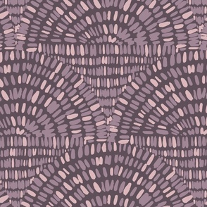 Large Scale - Boho Brush Strokes in Scalloped Layout - Mauve