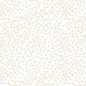 Small Beige Spots on White / Animal Print / Hand Drawn