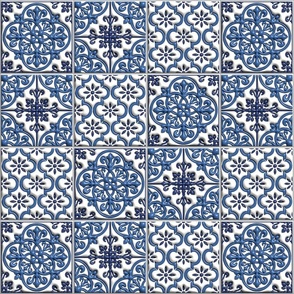 Delft Blue ceramic tile mix