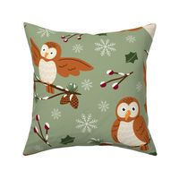 (L) Cute owls on green natural Christmas
