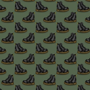 Combat Boots (Army Green small scale)