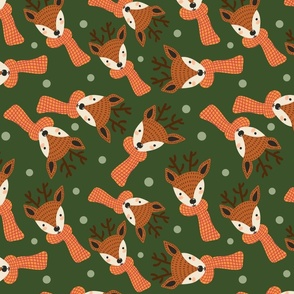 (M) Cute cozy deers natural Christmas on green