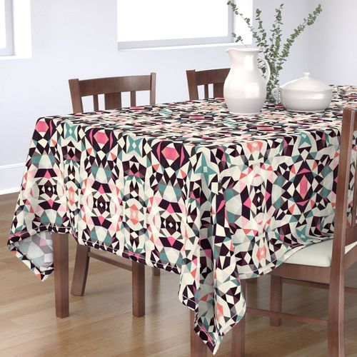 HOME_GOOD_RECTANGULAR_TABLE_CLOTH