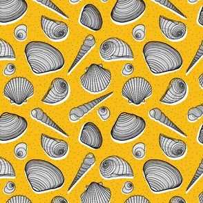 (S) sea shell coastal design yellow background - small