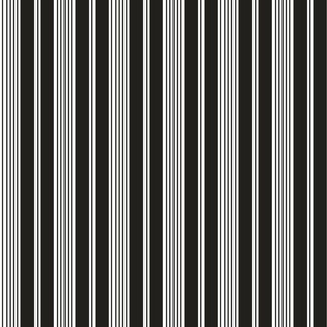 Large - Vertical Ivy Stripes - White - Midnight Black