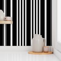 Large - Vertical Balanced Stripes - Black and White