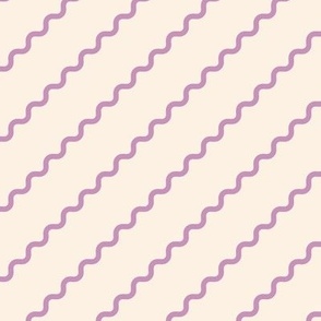 Diagonal Wavy Line in Cream and Lilac