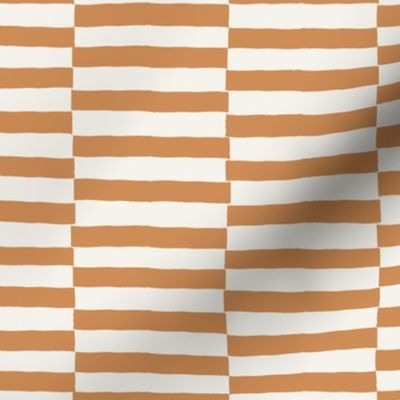 L Wide Horizontal Checker Stripes - Boho Golden Brown