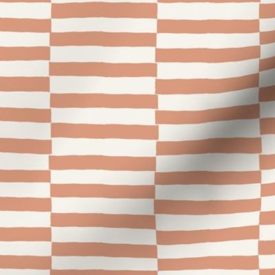 L Wide Horizontal Checker Stripes - Muted Pink Clay