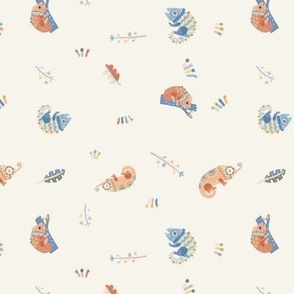 Colourful chameleon- beige (small pattern)