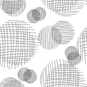 Lined Circles Medium Black and White