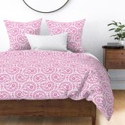 (XL) Paisley Hot Pink and White