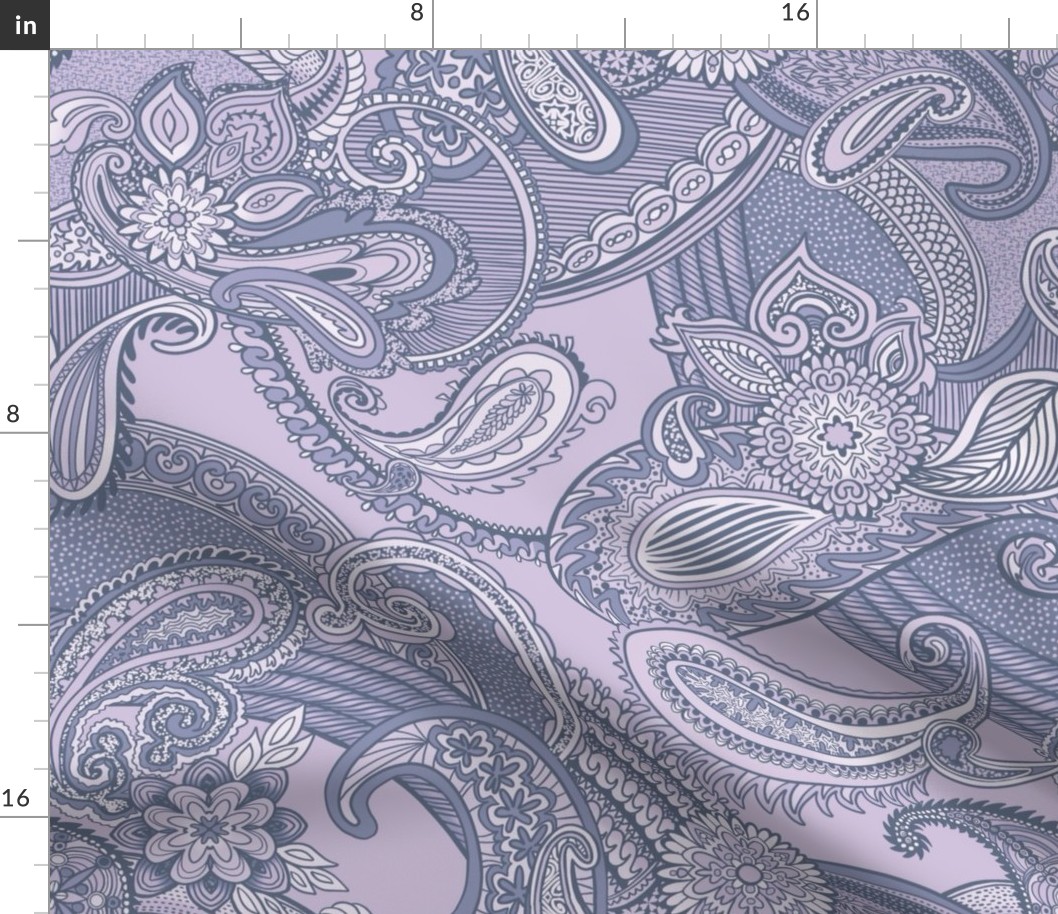 Romantic Lilac Paisley Elegant Patterns and Romantic Hues