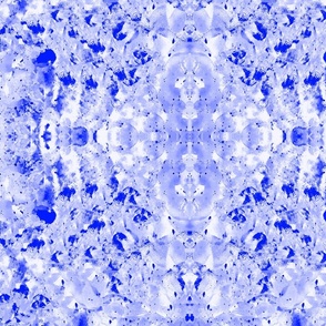 Psychedelic Tropics: Vibrant Kaleidoscope of Symmetrical Fractals for Bohemian Beachwear - Cobalt Blue