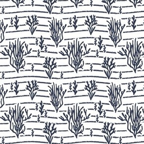 Coral Bed - Nautical Summer Coral Stripe White Navy Small