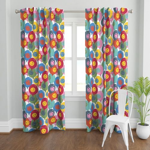 HOME_GOOD_CURTAIN_PANEL