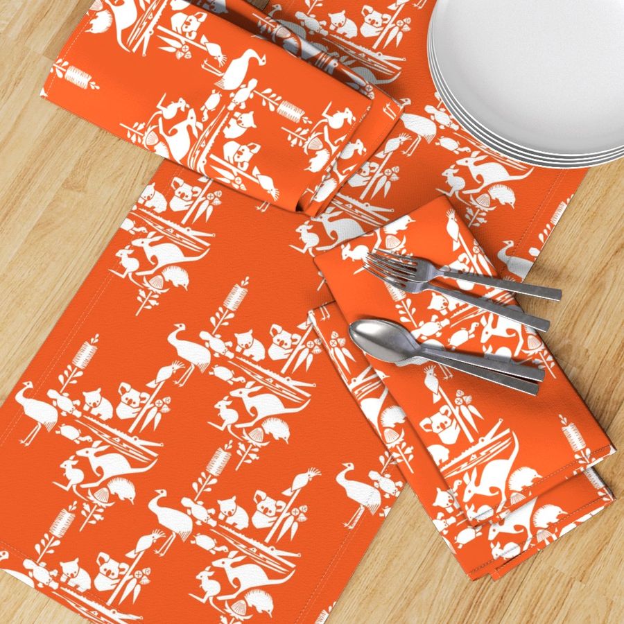 HOME_GOOD_TABLE_RUNNER